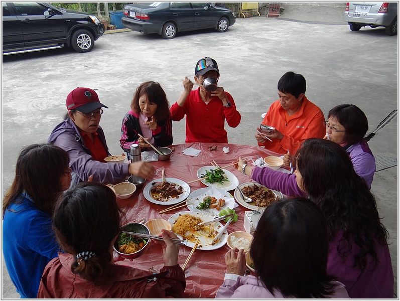 2015-03-23 12-05-38奉天岩良食局午餐.JPG